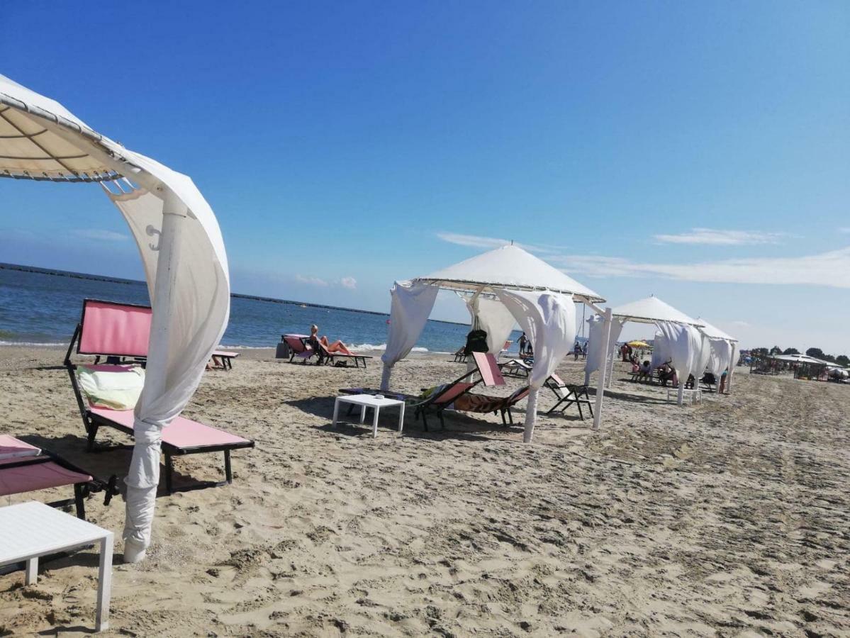 Casa Sereno Lido delle Nazioni Exteriör bild
